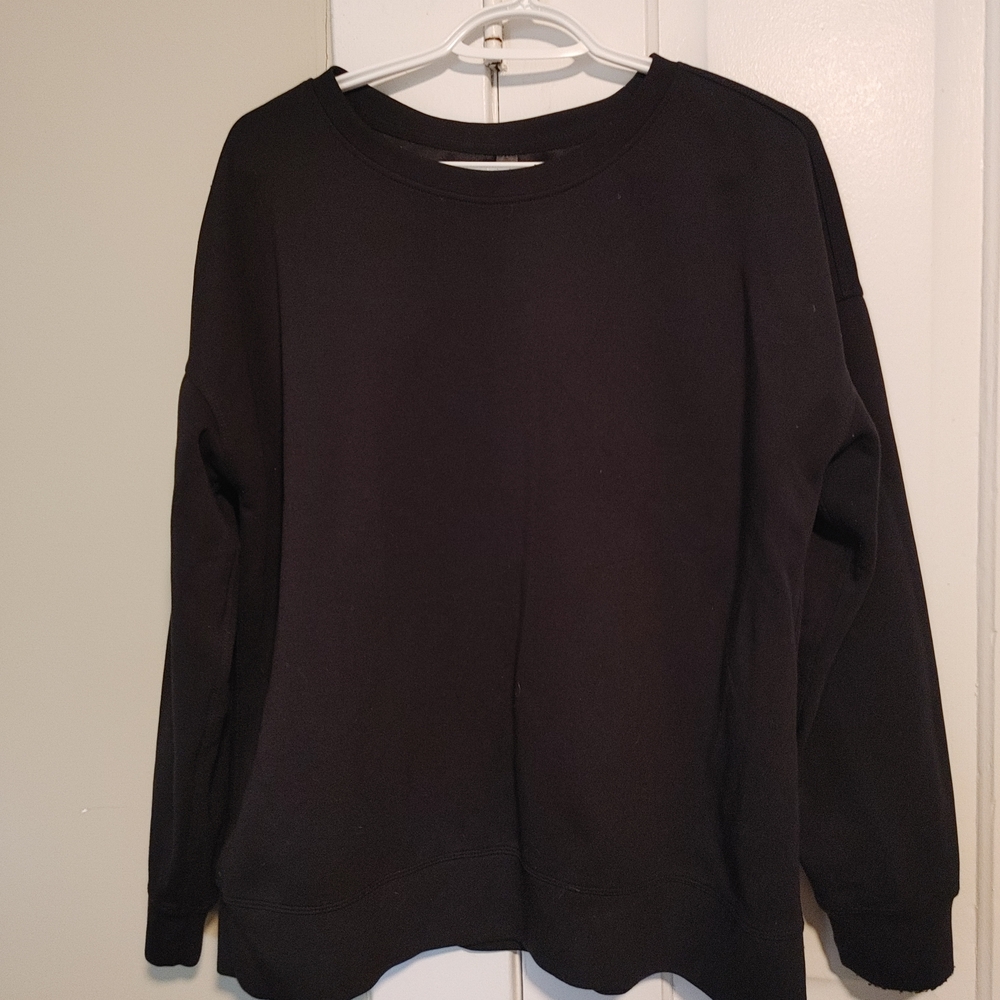 Mondetta Women's Black Crew Neck Sweater
